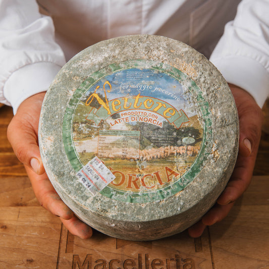 Formaggio Pecorino Vettore NORCIA